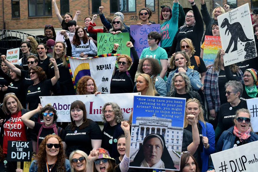 Manifestación por los derechos reproductivos en Irlanda del Norte — Repeal the 8th